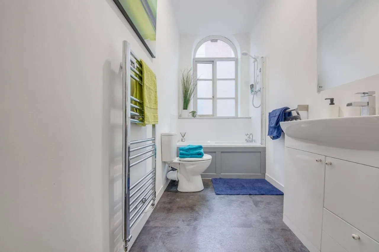 Lovely Central 1 Bed Apartment Sleeps 4 Sheffield Verenigd Koninkrijk